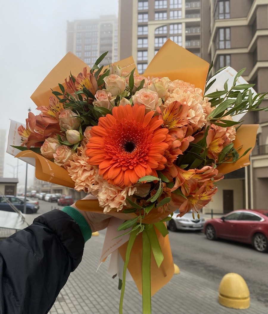 Букет "Первый Цветной в Москве"