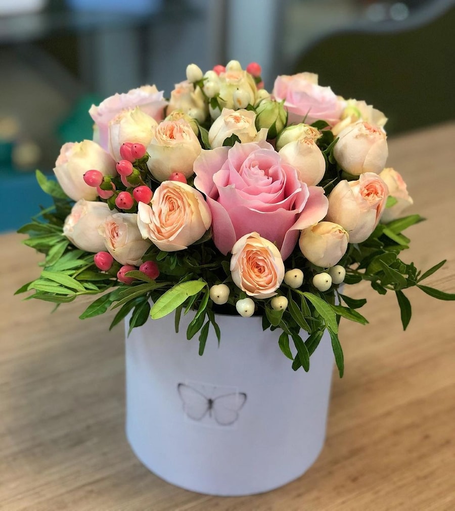 Букет №40 "Стильная Коробочка Москвы"