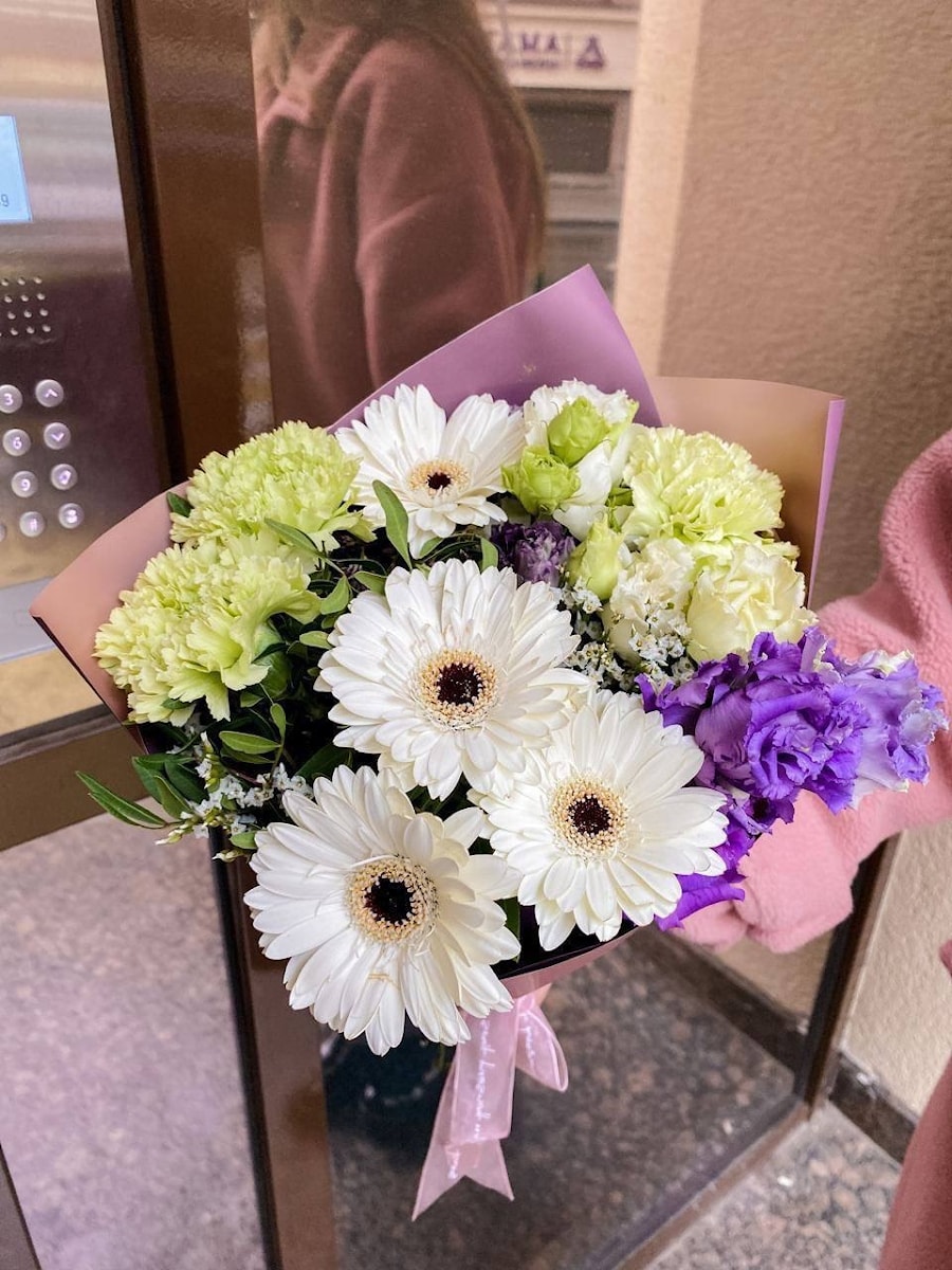 Цветочная подписка M